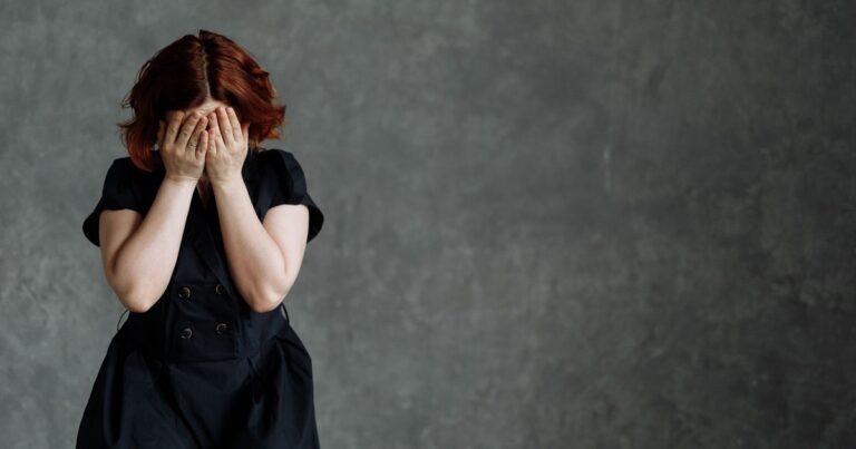 Grief can now be diagnosed as depression — and not everyone agrees - Featured image
