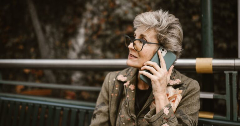 14 Quirky Habits That Actually Signal High Intelligence (only truly smart people do these) - Featured image