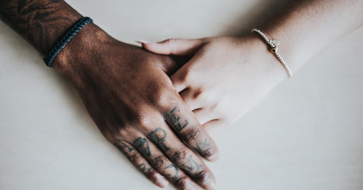 hands