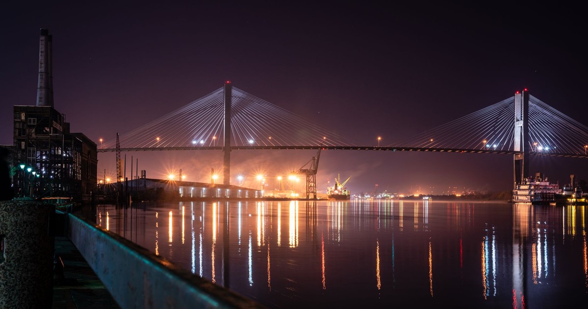 Night view of the illuminated Talmadge Memorial Bridge over the Savannah River, Georgia.
