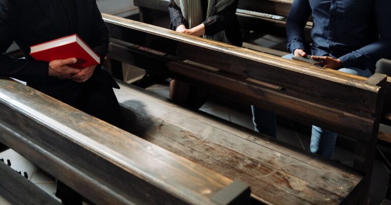 12 Church Practices People Are Seriously Rethinking Right Now - Featured image