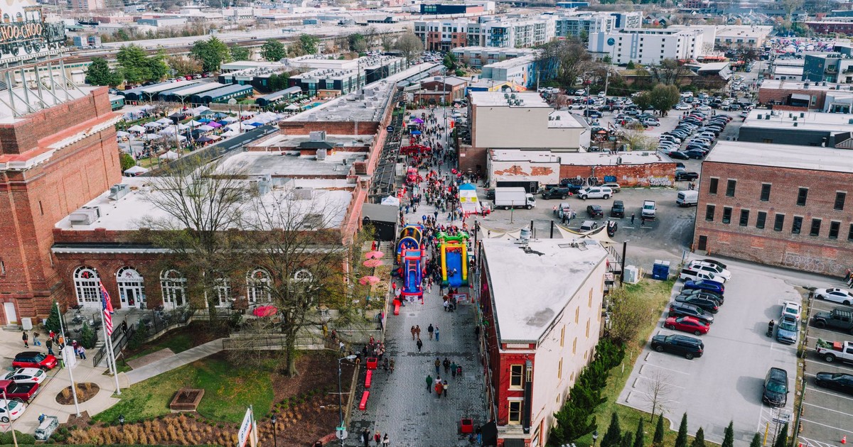 Vibrant cityscape of Chattanooga, Tennessee during a lively spring festival event.