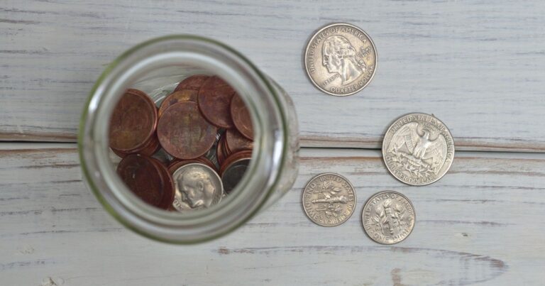 12 Quarters Sitting in Your Change That Could Be Worth A Lot More - Featured image