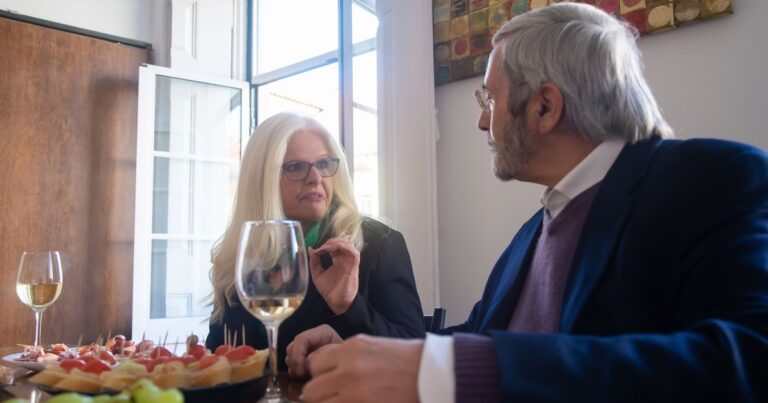 13 Relationship Standards Older Women Refuse to Give Up - Featured image