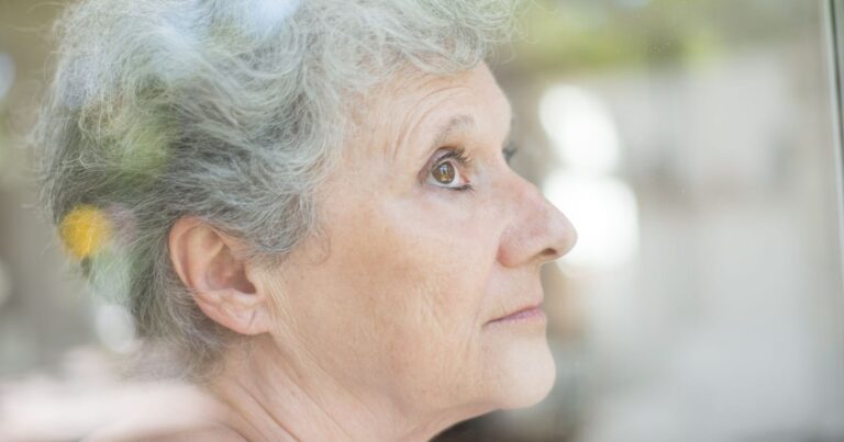 13 Things Women Who Reach Age 70 Single Regret - Featured image