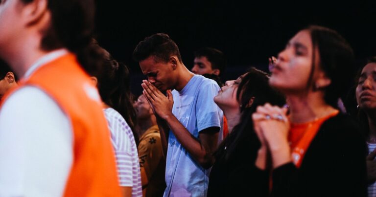 15 Countries Where Daily Prayer Is Still Part of Everyday Life - Featured image