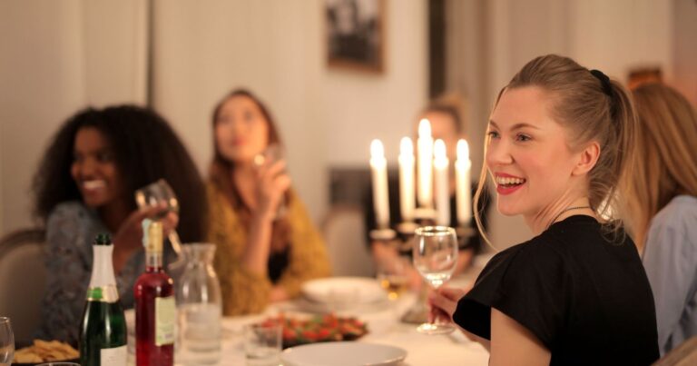 28 Interesting Facts to Know That Make You Sound Really Smart - Featured image