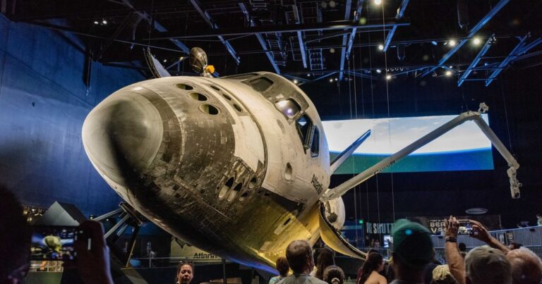 30 NASA History Facts That Will Genuinely Surprise You - Featured image
