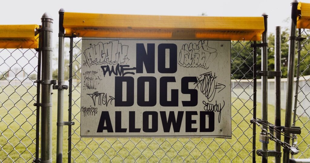 6 Everyday American Rules That Didn’t Exist Until Recently - Featured image
