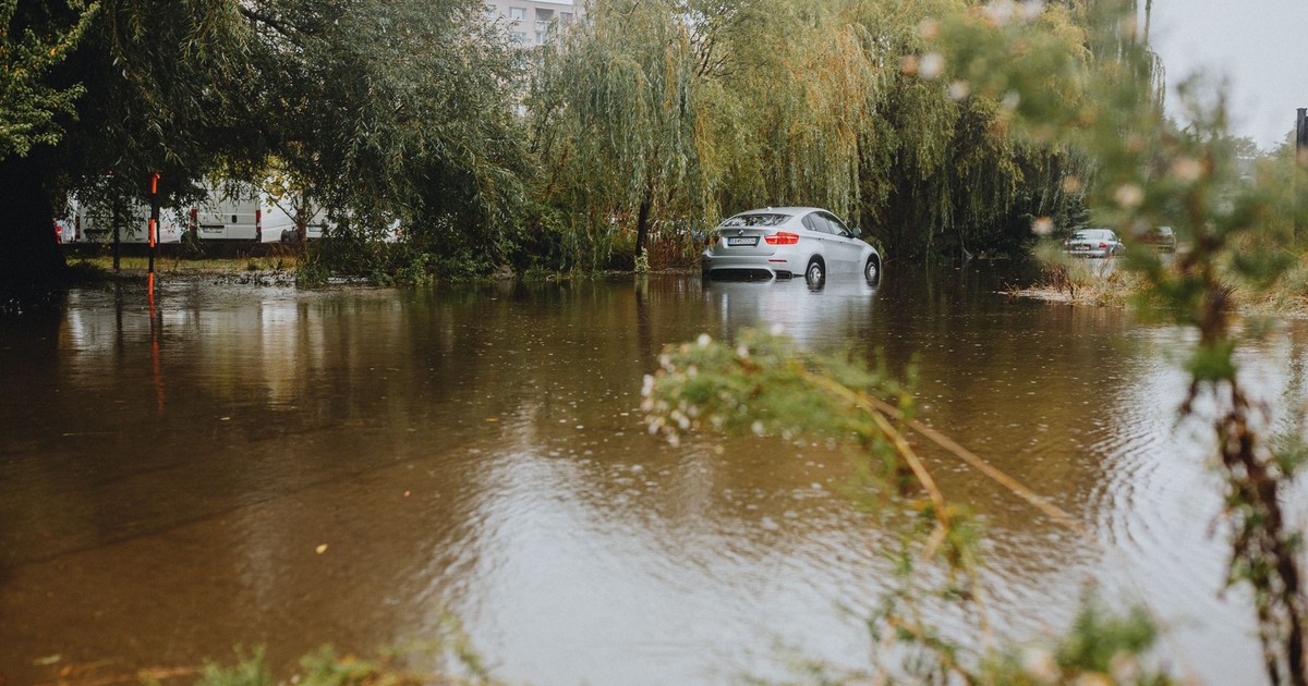 These 7 cities were promised they’d be safe from floods – now they flood every year