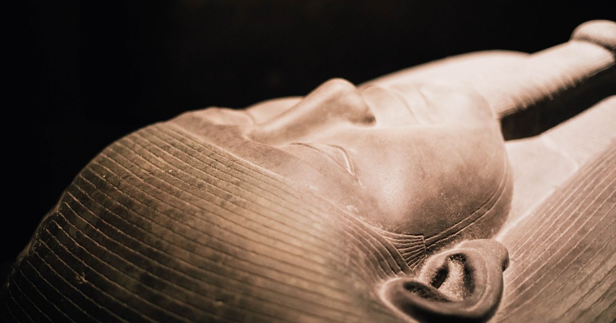 Unbelievable Historic Funeral Traditions That Will Genuinely Surprise You