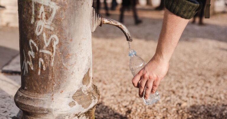 Is Bottled Water Actually Safer Than Tap? We Asked 9 Experts - Featured image