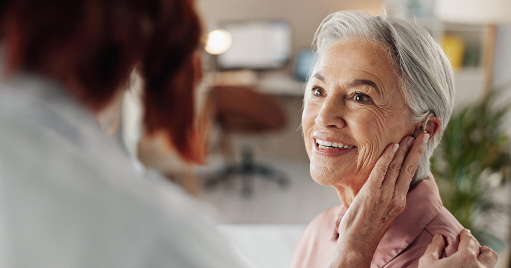 As you age, you develop 10 bad habits that everyone notices but never mentions - Featured image