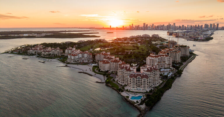 9 Communities Everyone Wants to Live In – But Almost No One Can Afford - Featured image