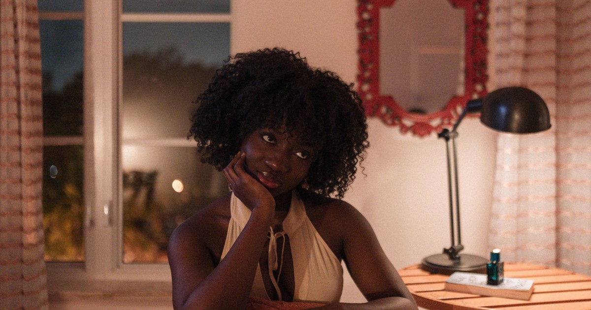 The One Thing You May Be Doing That Indicates You’re ‘self Alienating’, According to a Psychologist