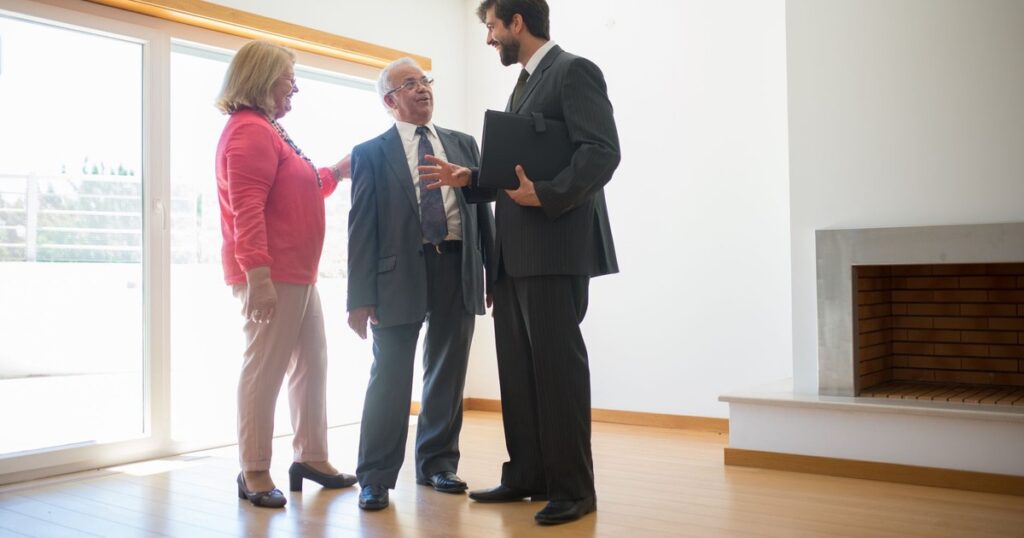 6 Housing Market Changes Economists Are Watching Right Now - Featured image