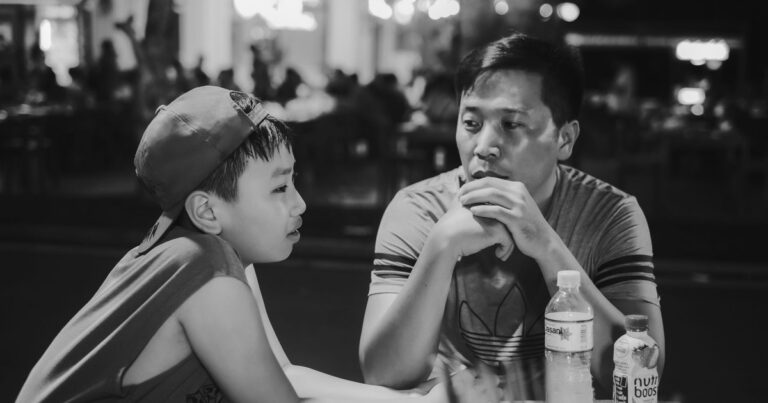 12 Phrases Parents Say That Children Remember Word-for-Word 30 Years Later - Featured image