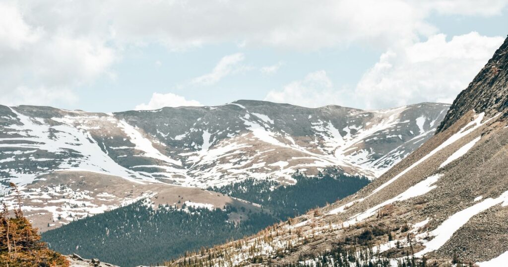 Meteorologists Reveal the 6 Signals Pointing to a Brutal Winter Ahead - Featured image