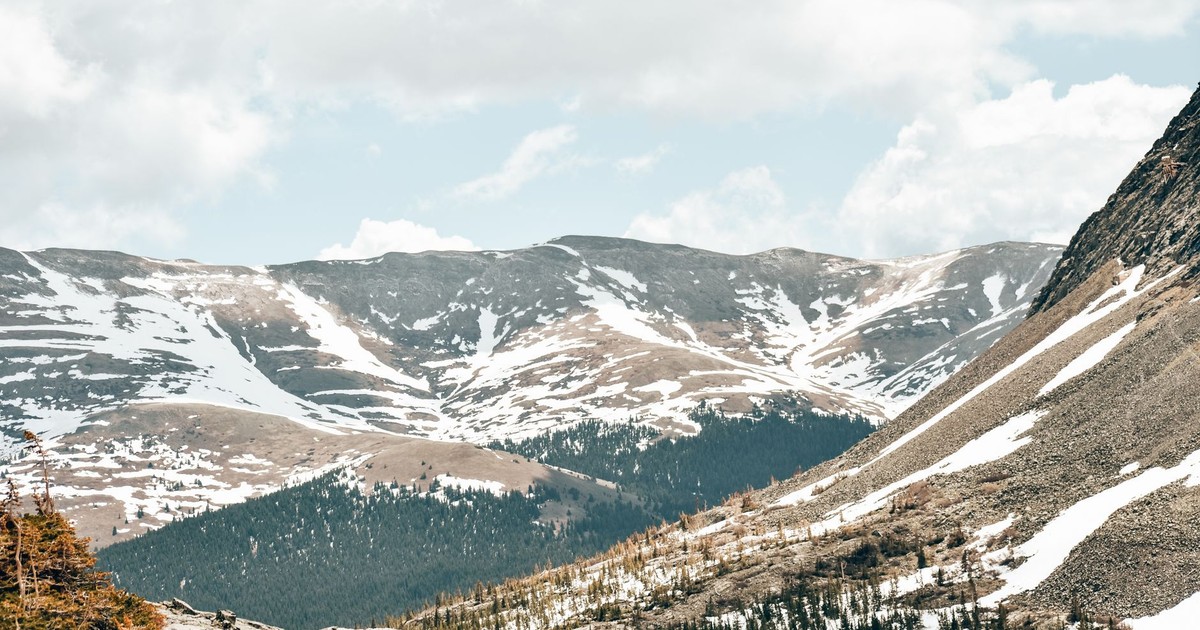 Meteorologists Reveal the 6 Signals Pointing to a Brutal Winter Ahead