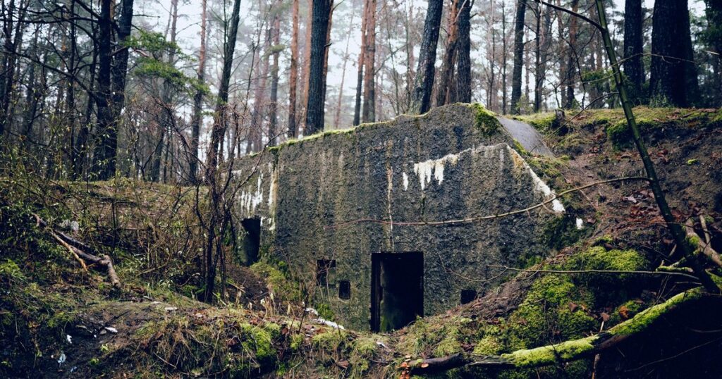 6 American Locations Designed to Conceal Dark Secrets - Featured image