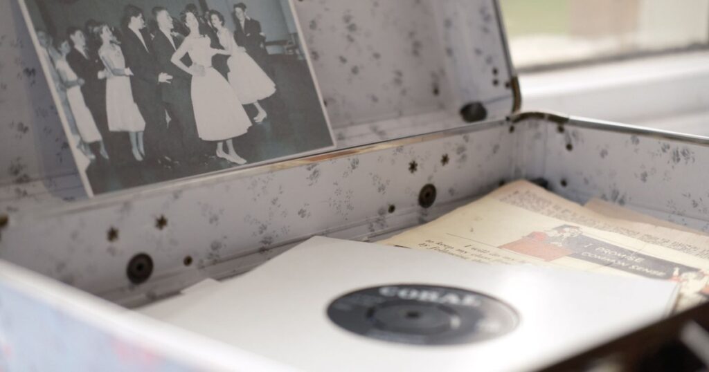 9 Vintage Dating Rules From the 1950s We Should Bring Back Today - Featured image