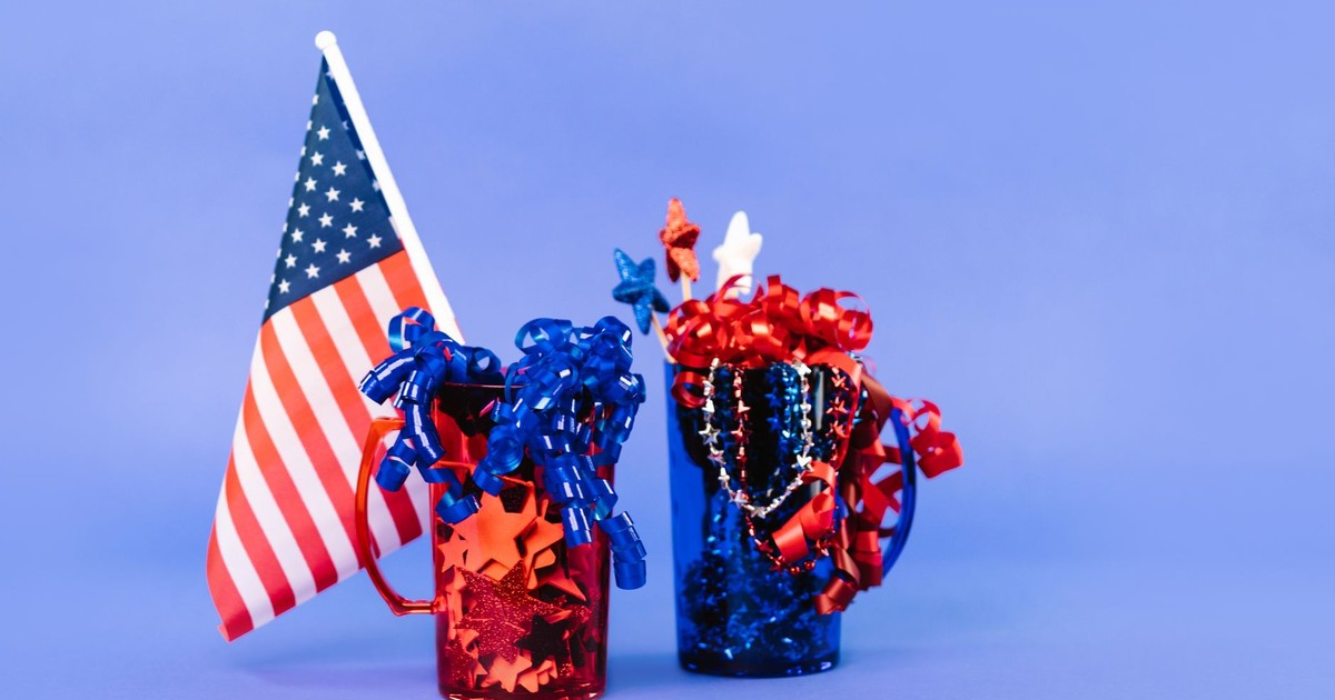 Red, white, and blue themed decor for American Independence Day celebration.